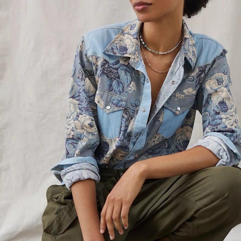 LOVE THE LABEL Button Up Top - Picture 3 of 4